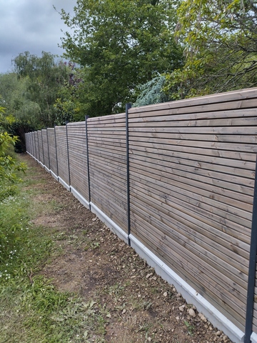 Votre paysagiste pour la pose de clôtures dans le secteur de La Chapelle-sur-Erdre Votre paysagiste pour la pose de clôtures dans le secteur de La Chapelle-sur-Erdre